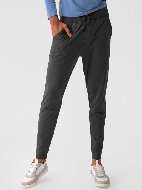 

DAMENSCH Men Charcoal Grey Slim Fit Joggers