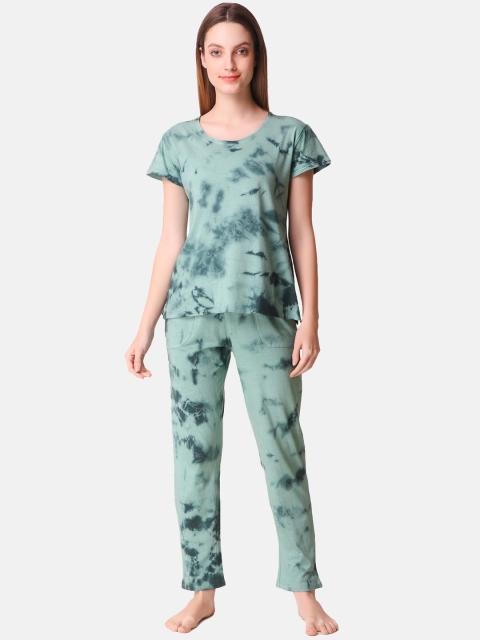 

Masha Women Green Cotton-Tie Dye Printed Night Suit