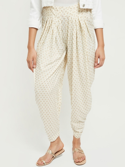 

max Women Off White & Beige Geometric Print Pleated Salwar