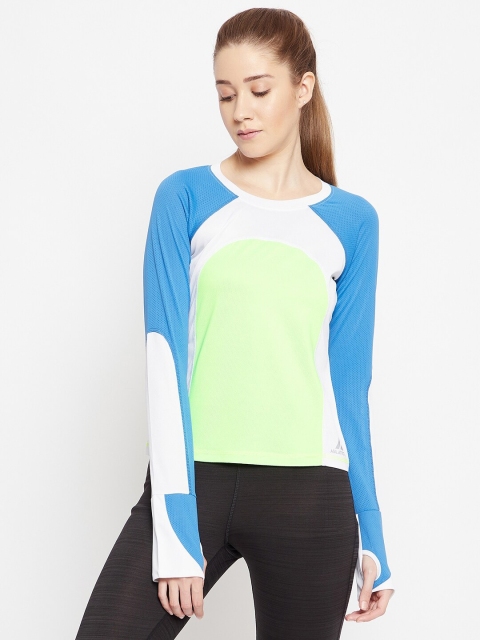 

AGIL ATHLETICA Women Blue & White Colourblocked T-shirt