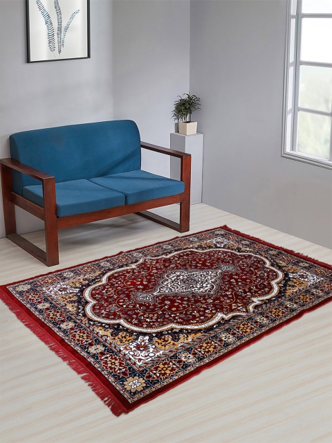 

KLOTTHE Maroon Floral Patterned Handmade Carpet