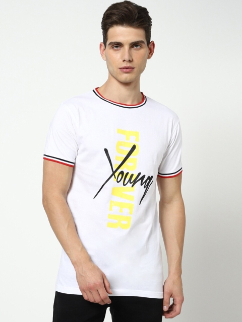 

Bewakoof Men White & Red Printed Crewneck T-shirt