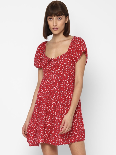 

AMERICAN EAGLE OUTFITTERS Red & White Floral A-Line Mini Dress