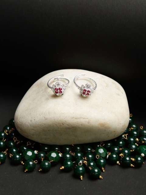 

Ruby Raang Red & Silver-Toned Silver Plated Silver Toe Ring
