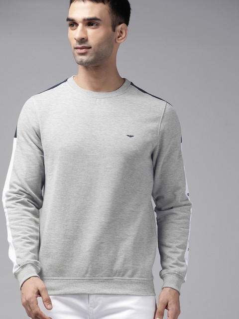 

Park Avenue Men Grey Melange Solid Sweatshirt