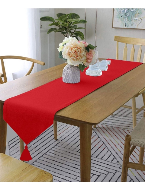 

Lushomes Red Solid Pure Cotton Runner