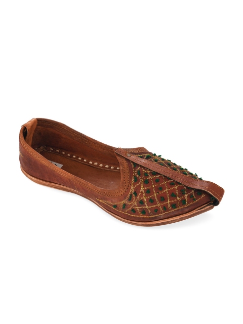 

Hulya Men Brown Woven Design Leather Mojaris