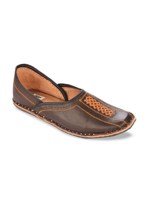 

Hulya Men Brown Woven Design Leather Mojaris