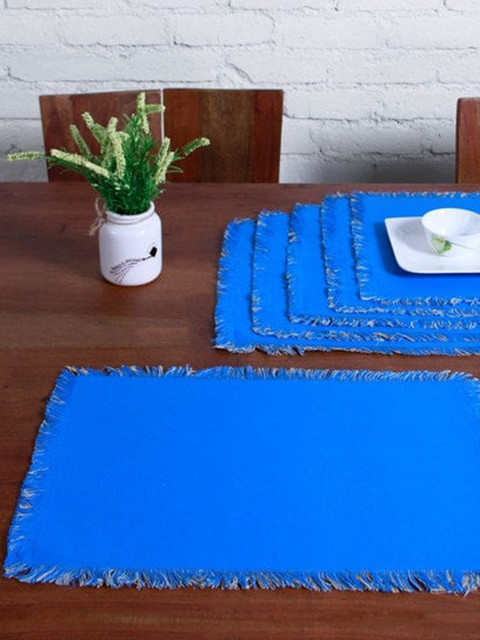 

Lushomes Pack of 6 Blue Reversible Fringe Table mats 13 x 19cms