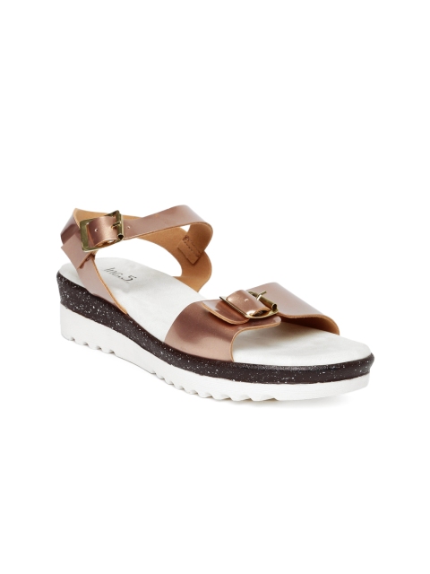 

Inc 5 Women Bronze Solid Sandals