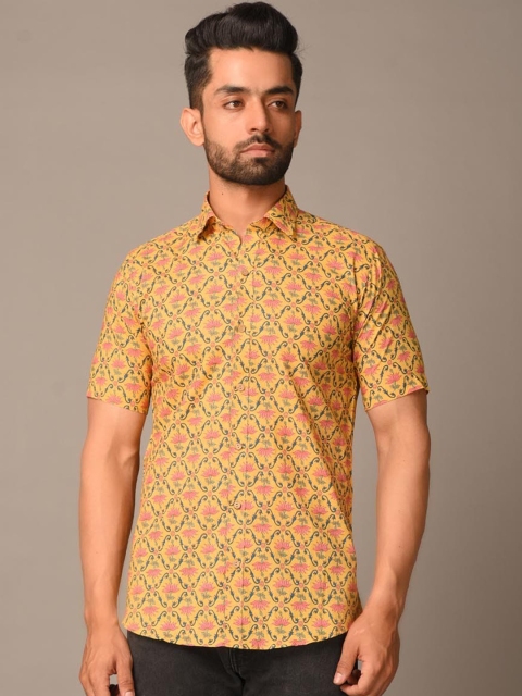 

Tistabene Men Yellow Floral Opaque Printed Casual Shirt