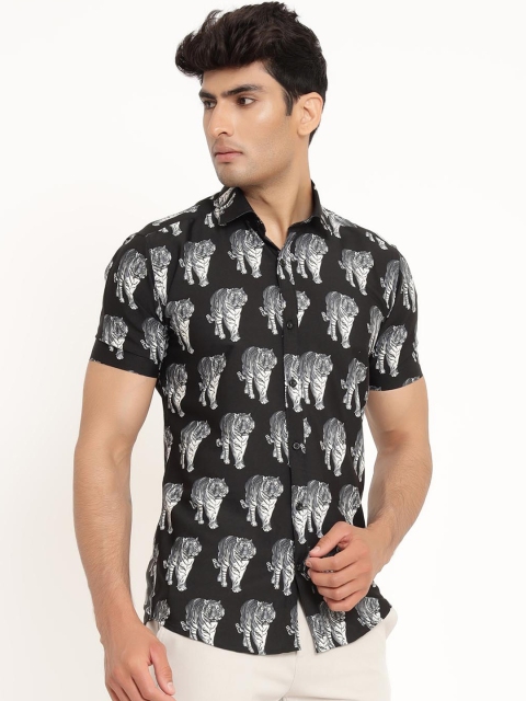 

Tistabene Men Black Opaque Printed Casual Shirt