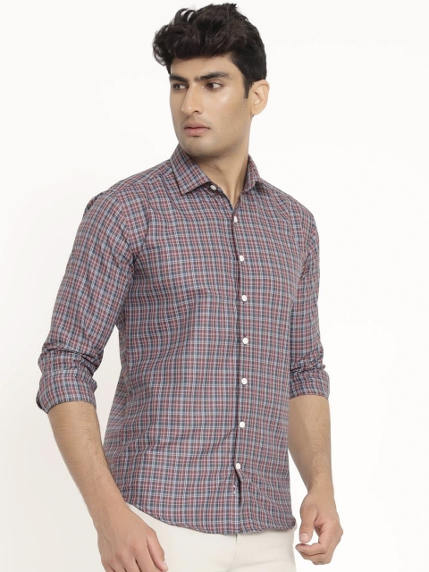 

Tistabene Men Navy Blue Checked Casual Shirt