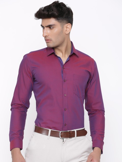

Tistabene Men Maroon Opaque Popilin Formal Shirt