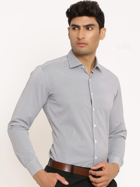 

Tistabene Men Black Micro Checks Formal Shirt