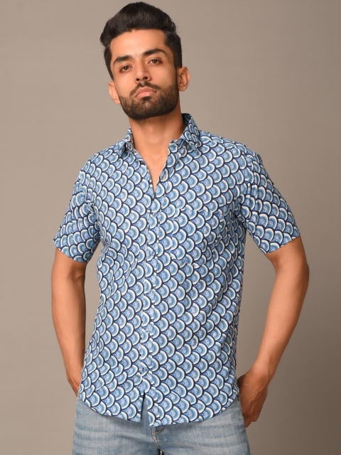 

Tistabene Men Blue Opaque Printed Cotton Casual Shirt