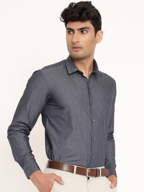 

Tistabene Men Grey Opaque Formal Shirt
