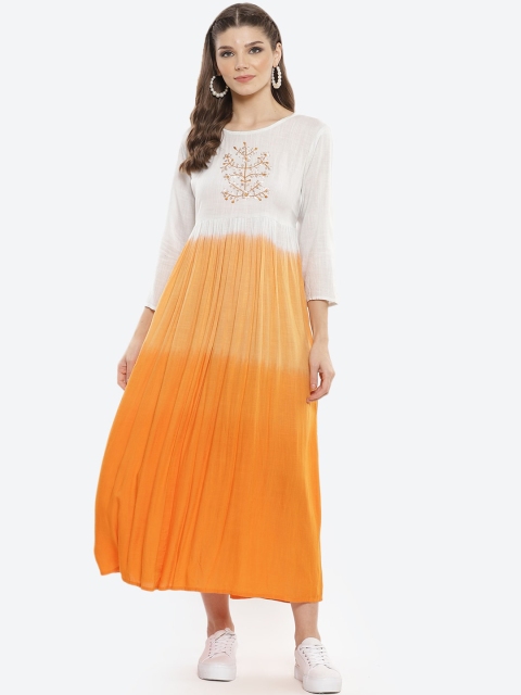 

Luni White Ethnic Motifs Colourblocked Maxi Dress