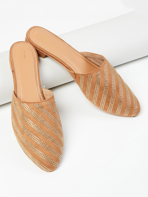 

max Women Pink Embellished Mules Flats