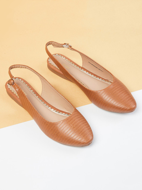 

max Women Brown Textured Ballerinas Flats