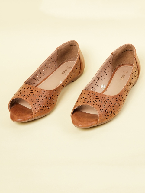 

max Women Tan Brown Textured Ballerinas with Laser Cuts Flats