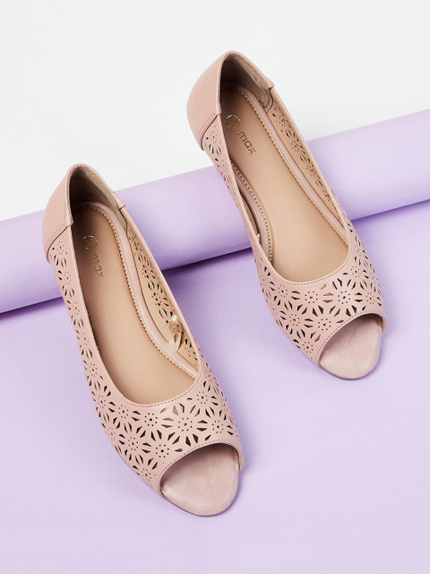 

max Women Pink Textured Ballerinas with Laser Cuts Flats