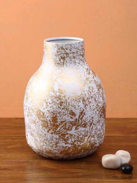 

Aapno Rajasthan Gold & White Metal Flower Vase