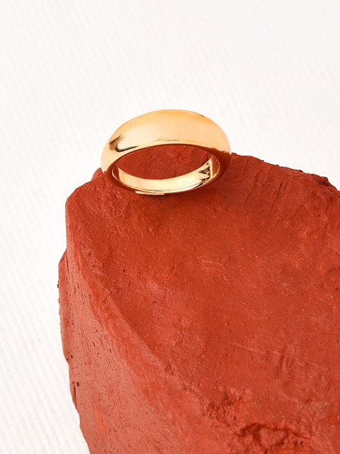 

Accessorize Gold Toned Round Edge Band Ring