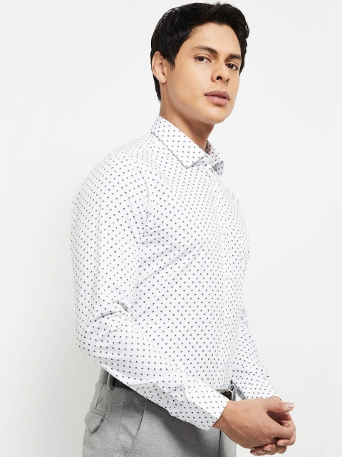 

max Men White Opaque Printed Casual Shirt
