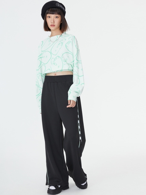 

H&M Woman Green Cropped sweatshirt