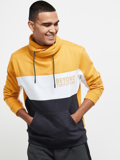 

max Men Mustard Colourblocked Sweatshirt