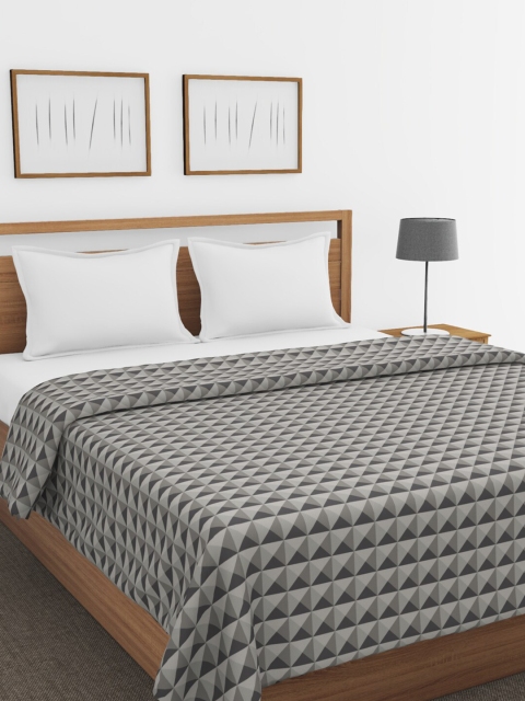 

BIANCA Grey Geometric AC Room 300 GSM Pure Cotton Double Bed Comforter