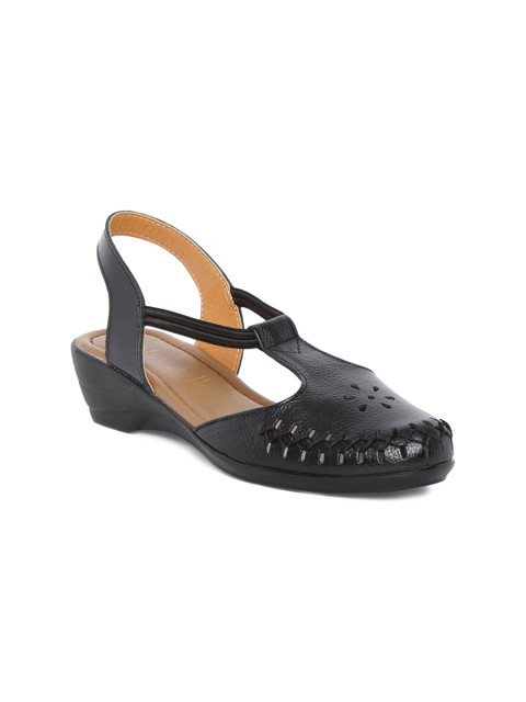 

Catwalk Women Black Solid Pumps