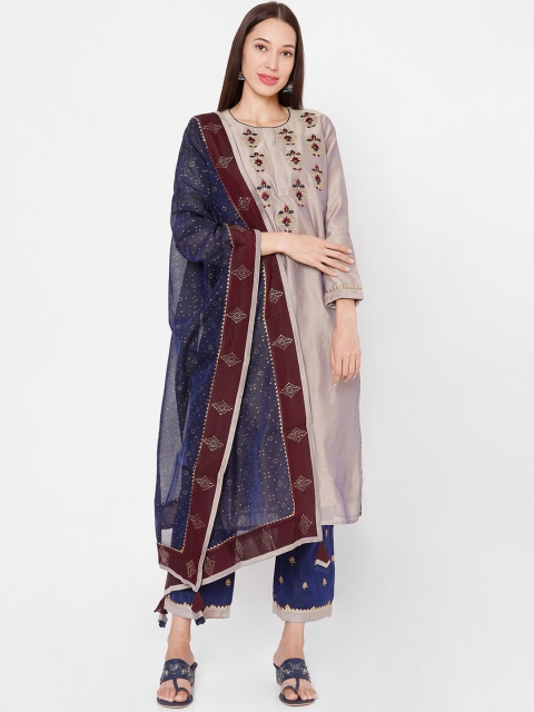 

SALWAR STUDIO Women Grey Floral Embroidered Regular Chanderi Silk Kurta with Trousers & With Dupatta