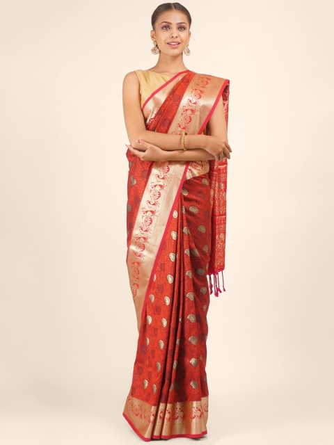 

Hastakala Maroon & Gold-Toned Paisley Silk Blend Jamdani Banarasi Saree