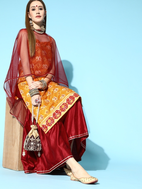 

Indo Era Abstract Cotton Blend Kurta Set, Orange
