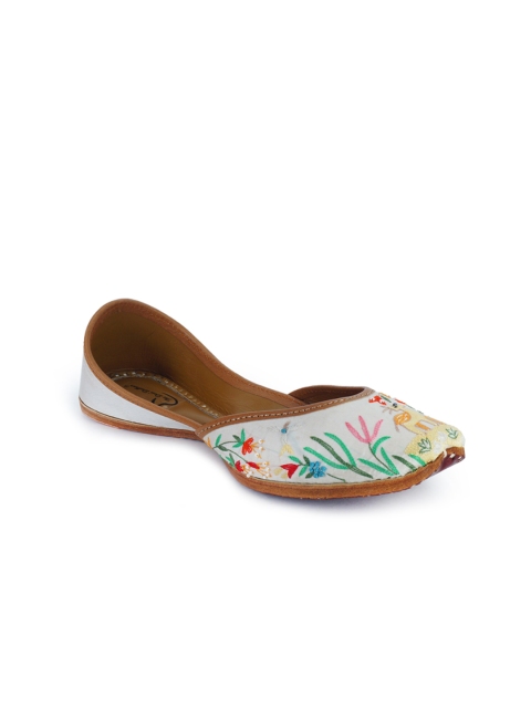 

The Desi Dulhan Women White Embroidered Leather Ethnic Mojaris Flats