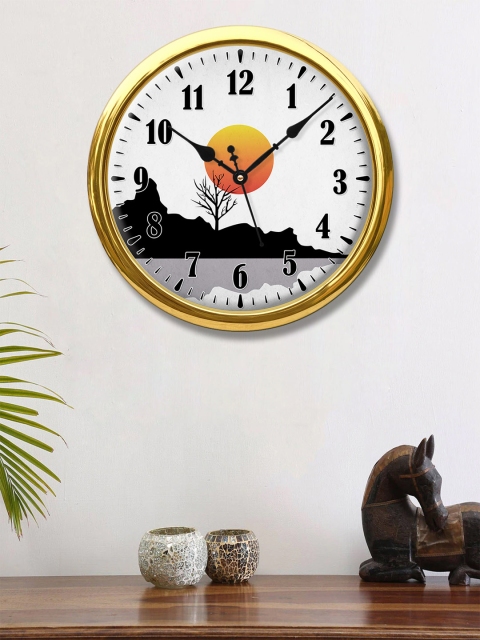 

999Store White & Black Printed Traditional Wall Clock