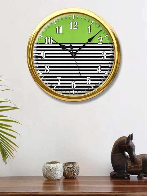

999Store Green & Black Striped Contemporary Round Wall Clock