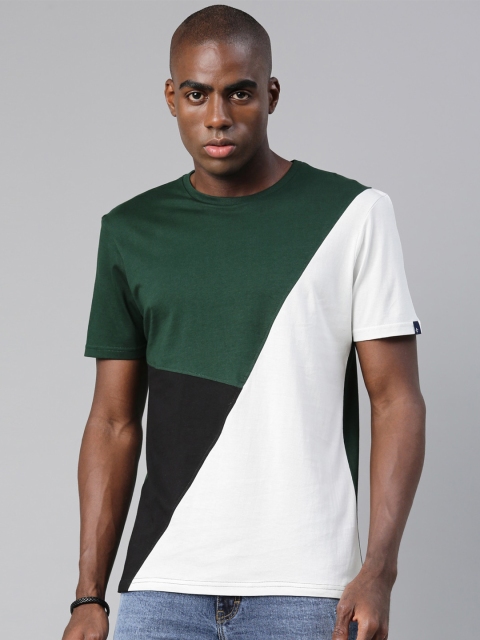 

Breakbounce Men Green & White Colourblocked T-shirt