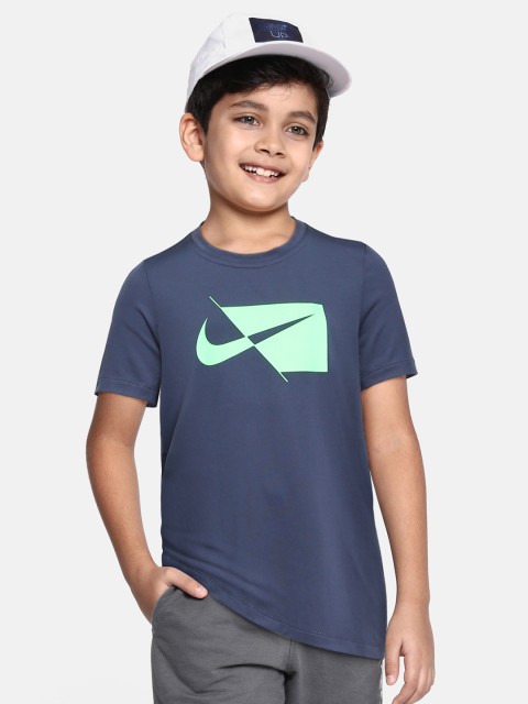 

Nike Boys Blue & Green DF HBR SS TOP Brand Logo Printed T-shirt