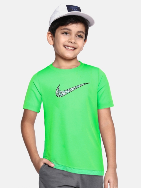 

Nike Boys Fluorescent Green DF TROPHY GFX SS TOP Brand Logo T-shirt