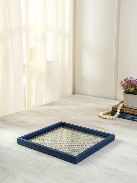 

Pure Home and Living Blue & Silver-Toned Moroccan Motifs Printed Tray