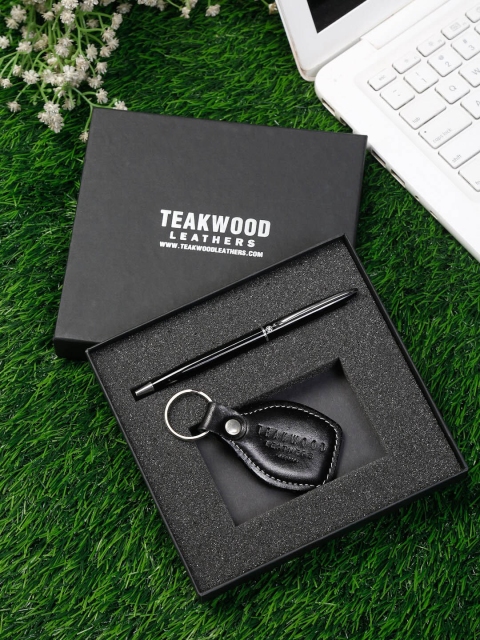 

Teakwood Leathers Men Black Genuine Leather Accessory Gift Set