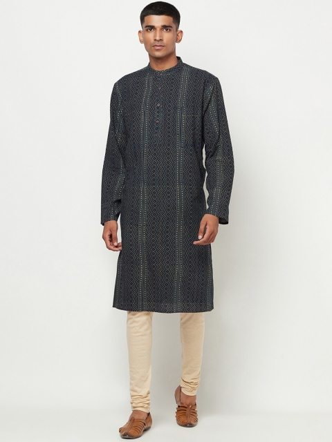 

Fabindia Men Green Striped Chikankari Kurta