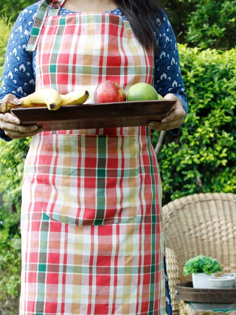 

AVI Living Pack Of 2 Red & White Printed Pure Cotton Aprons