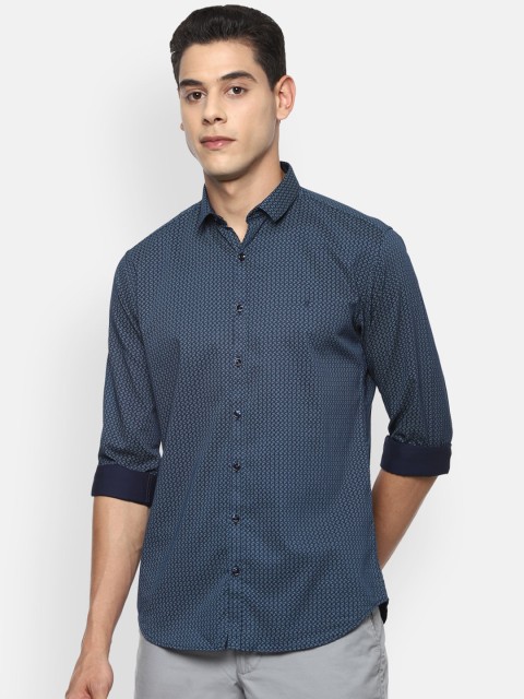 

V Dot Men Blue Slim Fit Opaque Printed Casual Shirt
