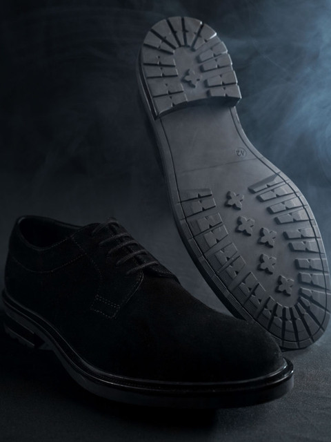 

RAPAWALK Men Black Solid Leather Semi-Formal Derbys