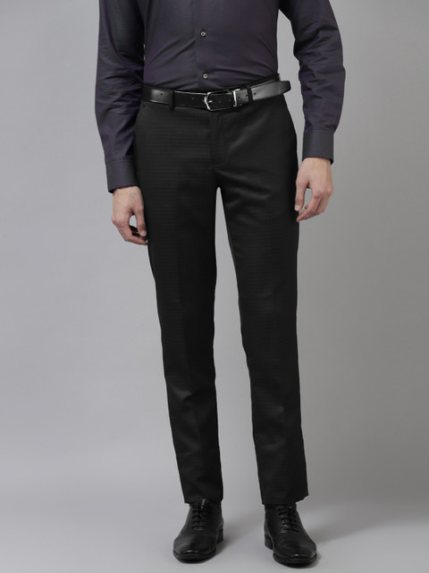 

Blackberrys Men Black Checked Tapered Fit Trousers