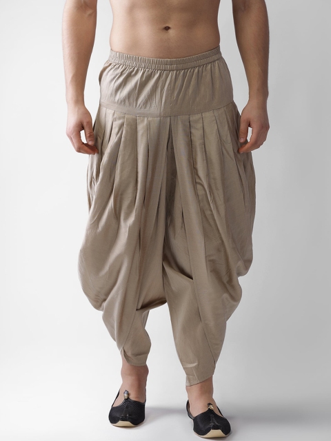 

KISAH Men Beige Solid Cotton Dhoti